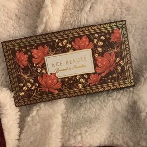 Ace Beauté Bronzed in Paradise Bronzer Palette